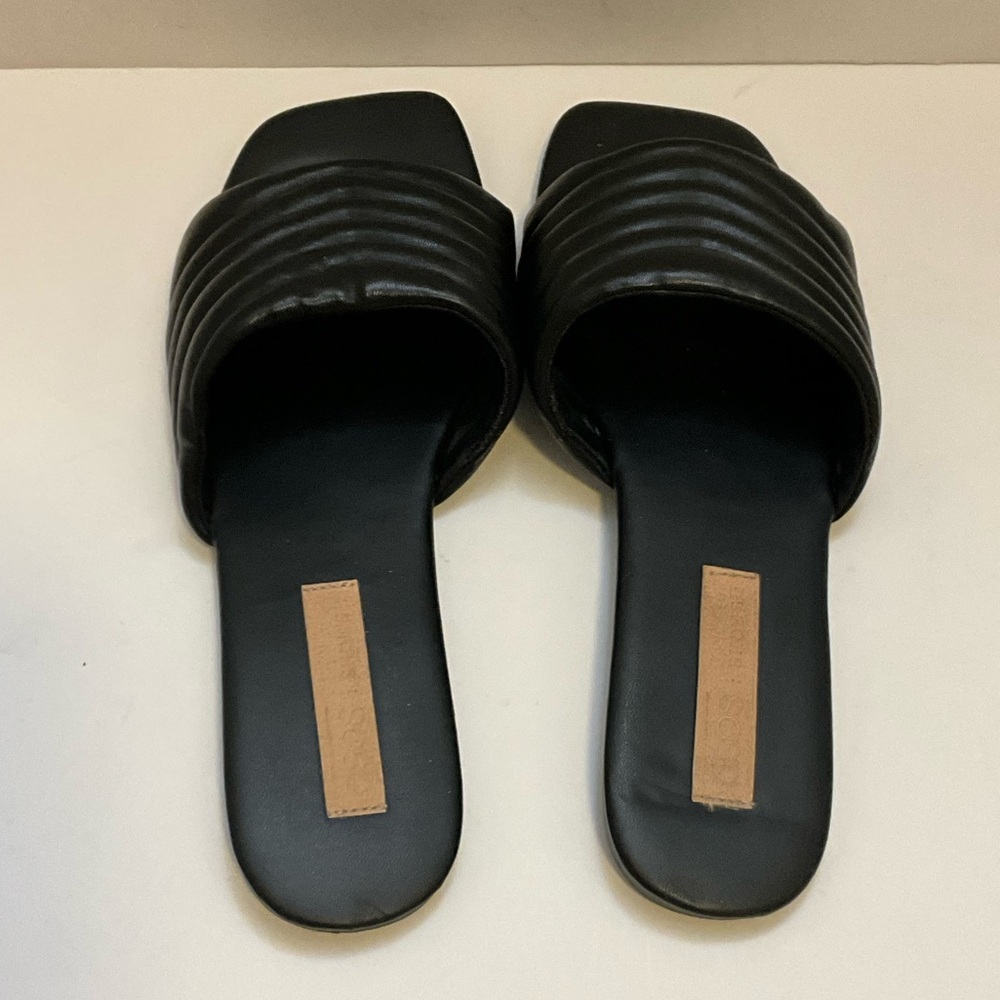 ASOS Design black slip on slippers 7 - Picture 9 of 9